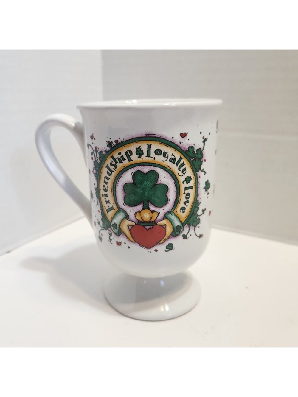 Abbey Press Irish Friendship Mug With Claddagh & Shamrock Design 1999 Ceramic